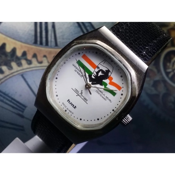 Watch - Picture 3 of 5